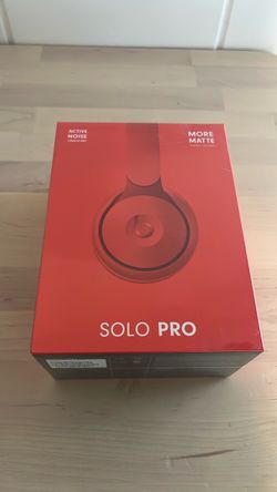 Beats Solo Pro Pharrell Williams Edition – More Matte Red – NEW SEALED