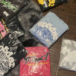 spider or pink hoodies