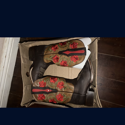 Women's Brown and Red Boots