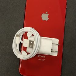 Factory unlocked apple iphone 8 plus 64 gb , store warranty 