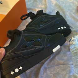 LV skates Size 7 