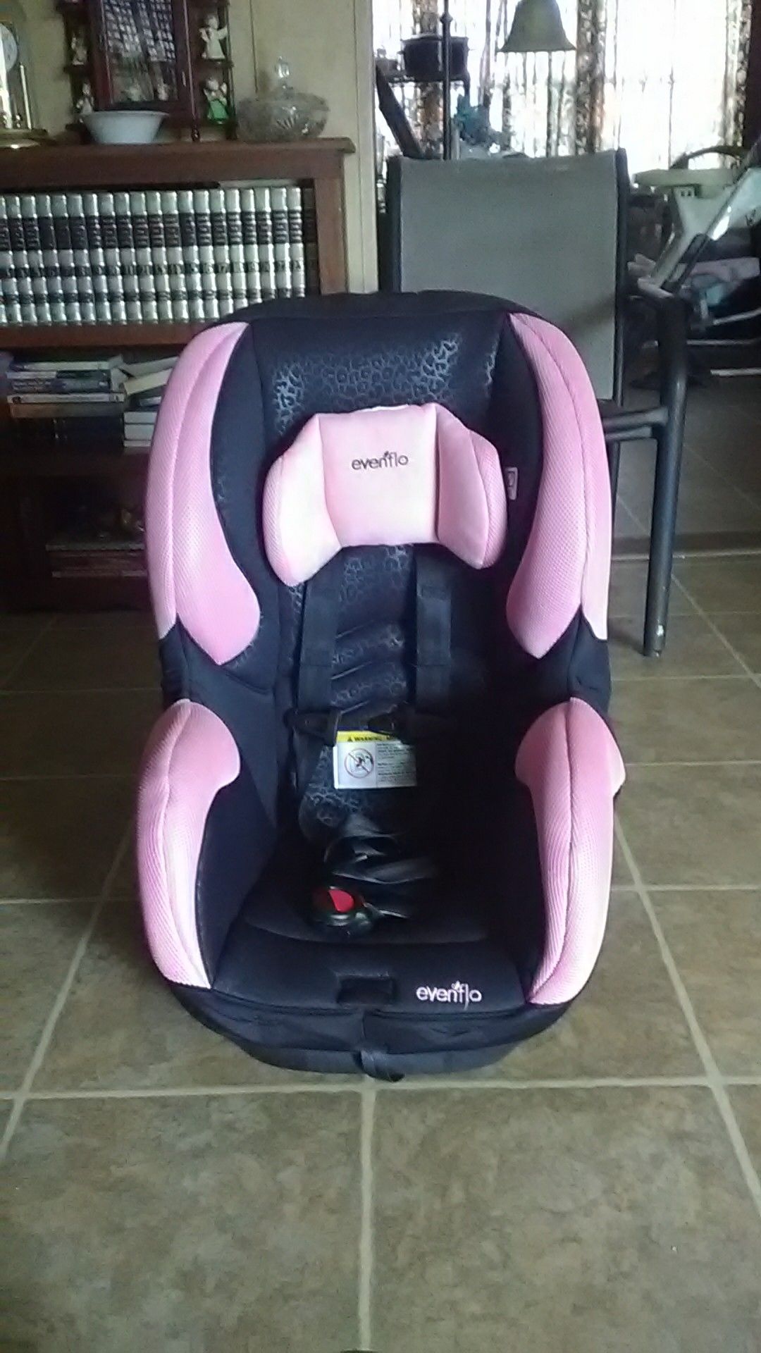 Evenflo sureride convertible car seat