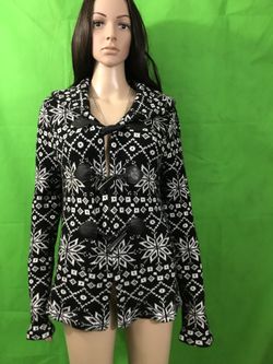 Forever 21 cardigan size large 70% acrylic 30% wool Christmas theme