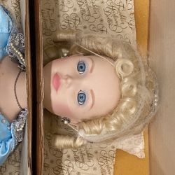 Franklin Heirloom Doll