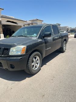 Nissan Titan 2006 V8