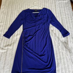 Jessica Simpson dress size 10 or medium stretch, three-quarter sleeve, with zipper detail. Good condition, used once