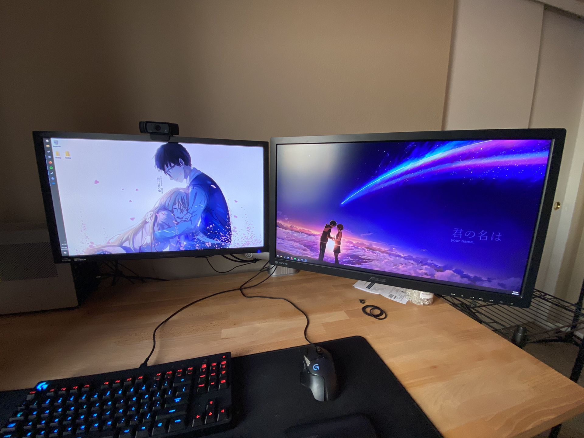 Double monitor arm stands