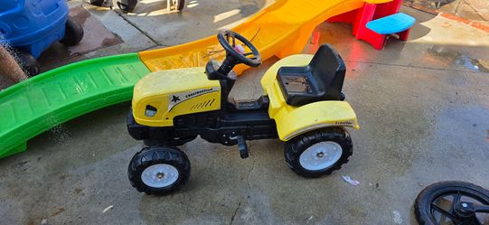Kids tractor