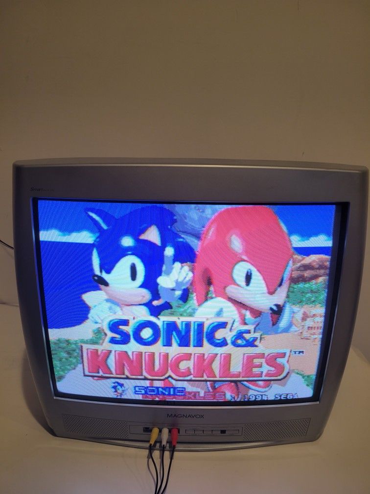 CRT retro TV great for retro gaming rca tested works