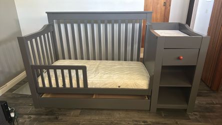 DaVinci Piedmont 4-in-1 and Changer Combo