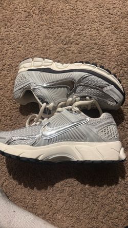 Nike Vomero 5s