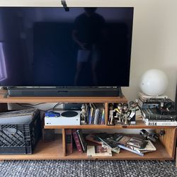TV Stand/console/entertainment center 
