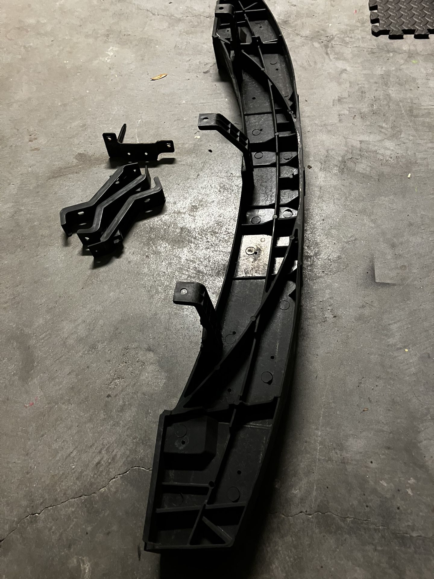 2017-2018 Hyundai Elantra Sedan Rear Bumper Reinforcement Bar 86631-F3000