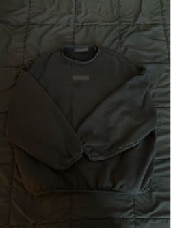 Fear of God Essentials crewneck