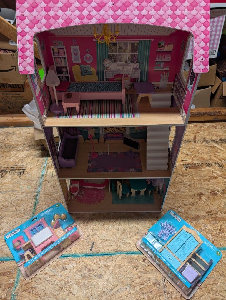 The Story Barbie Doll House With New Accessories