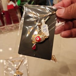 Collares