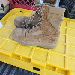 Military Boots Size 8R