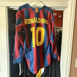 Ronaldinho Vintage Barcelona Jersey