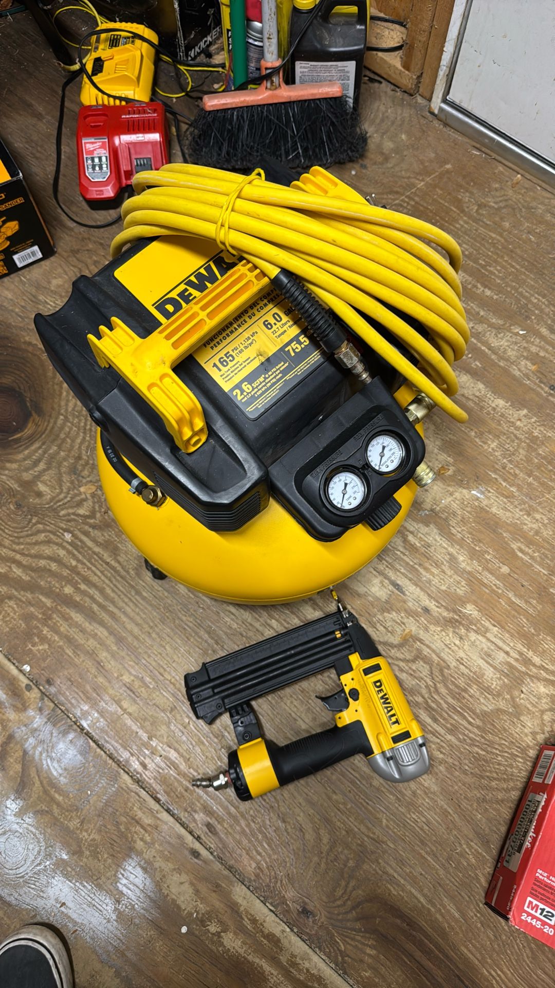 Dewalt Compressor