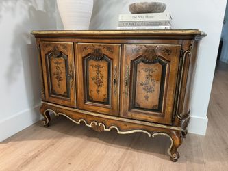 Antique Cabinet- Perfect Condition!