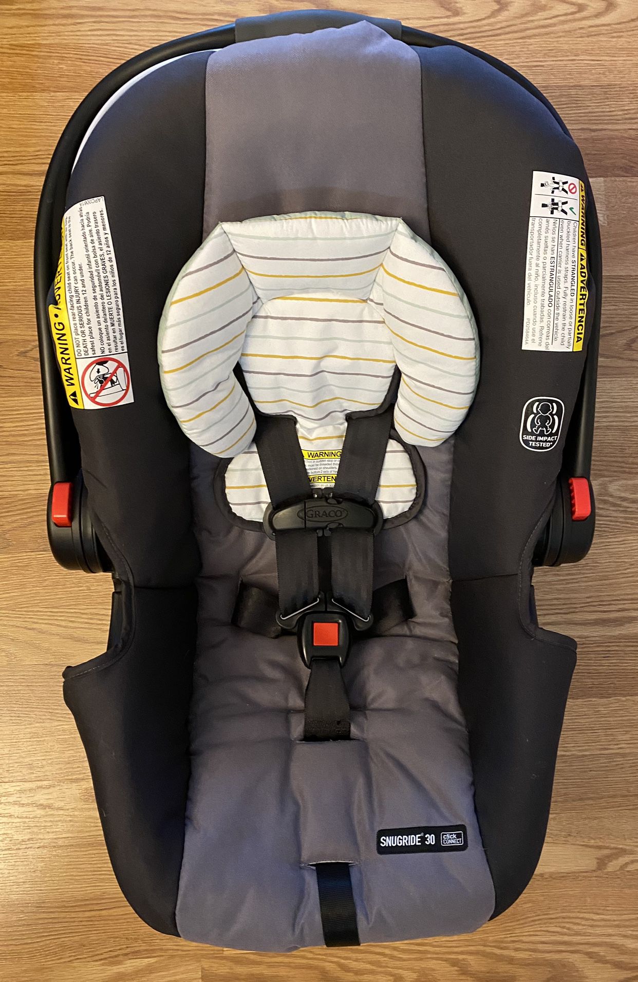 •New• Never Used Graco Car Seat
