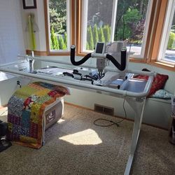 Long Arm Quilting Machine  PRICE REDUCED