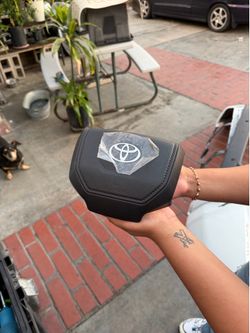 2024- Toyota Tacoma steering wheel air bag