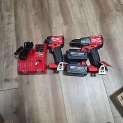 Milwaukee M18 Fuel Drill Set