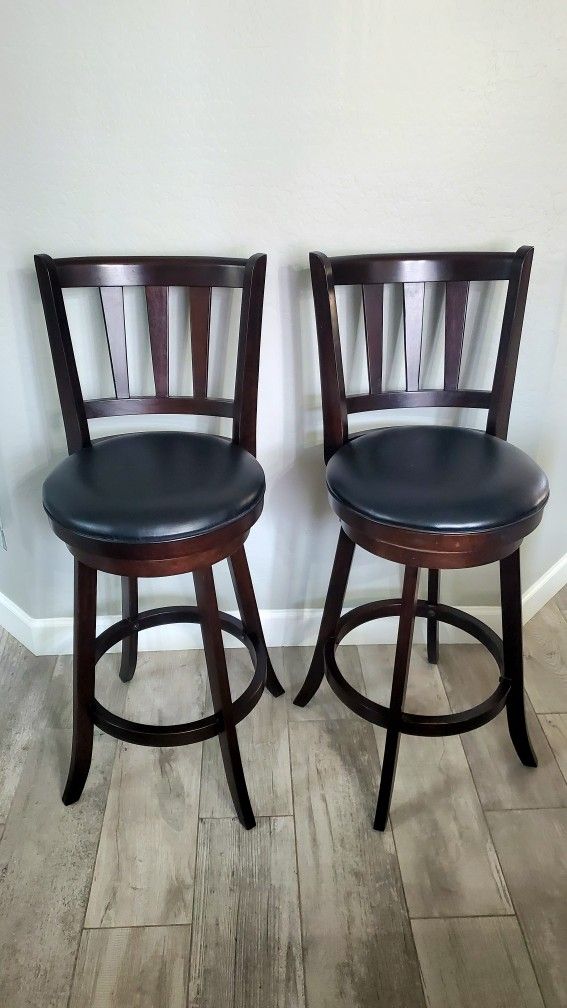 Offer Up Bar Stools