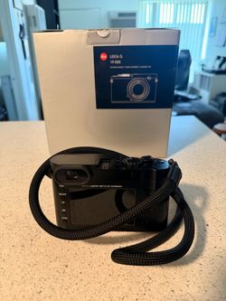 Leica Q Digital Camera