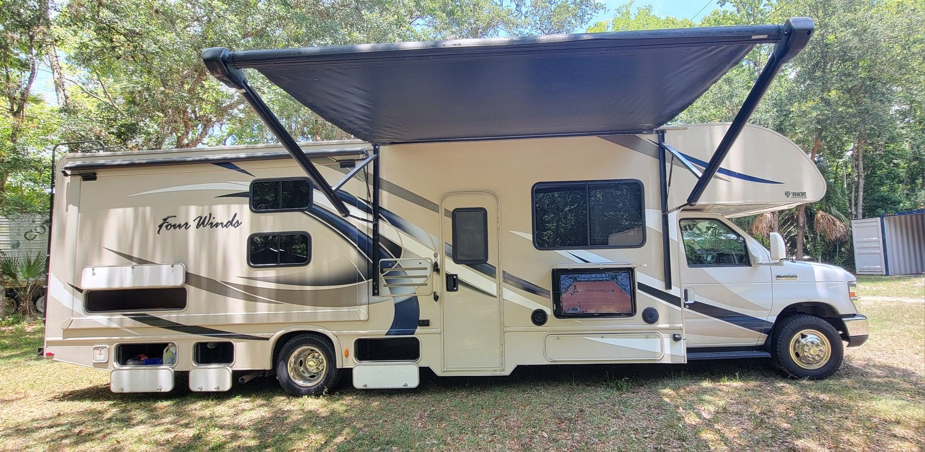 RV Class C 2019 bunk House