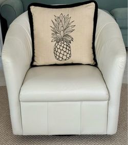 Natuzzi Editions Leather Swivel Chair