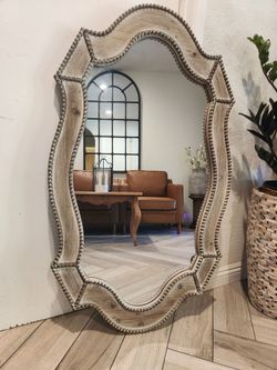 Wood mirror