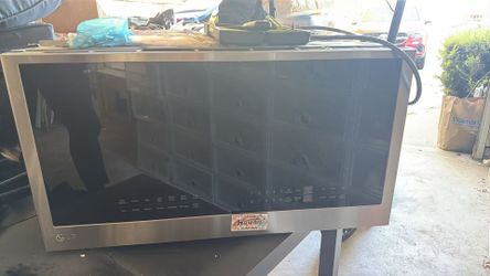 LG Smart Over-the-Range Microwave MVEL2033F 30” – like new – Stainless Steel