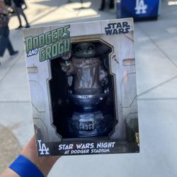 Dodgers Star Wars Grogu 
