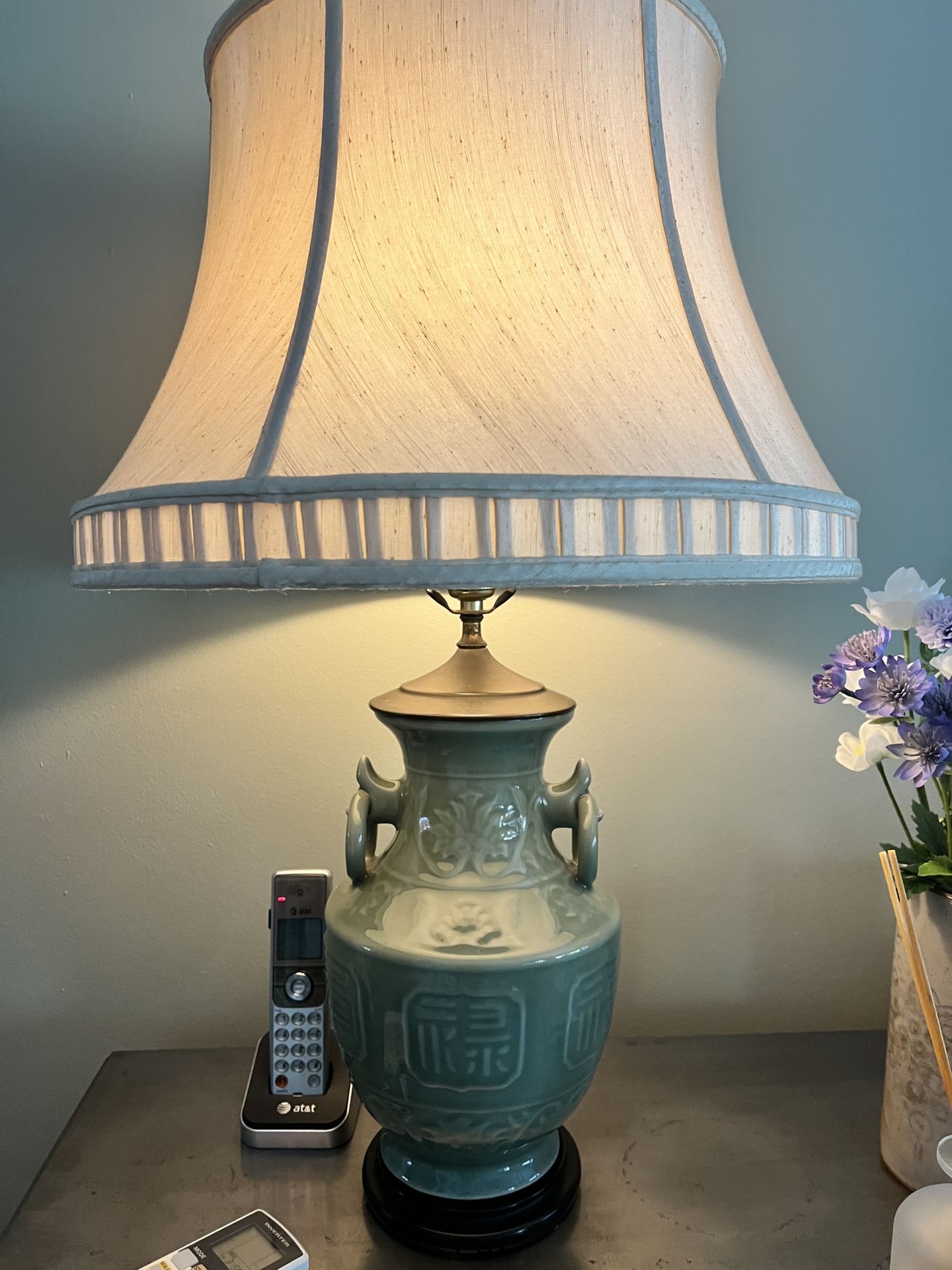 Reproduction Longquan Chinese Lamp