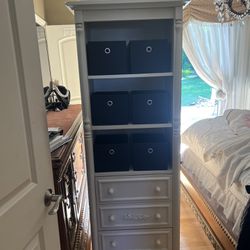 White Cabinet With Shelves 
