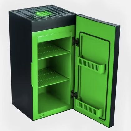 Xbox Series Mini Fridge