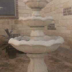 Tulip Water Fountain