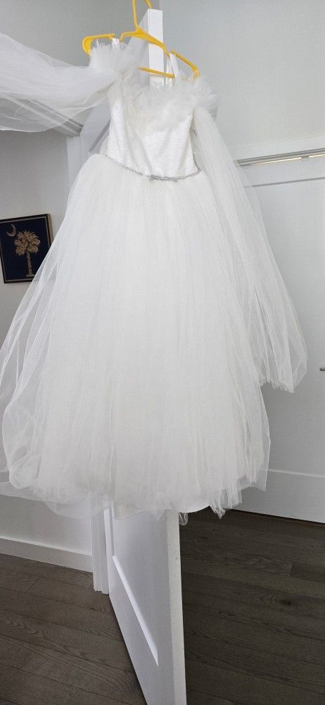 Beautiful White Girl Dress with Optional Hoop