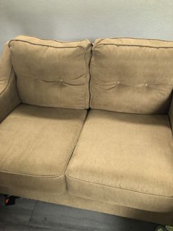 4 Pieces Couches