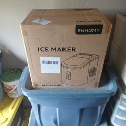 Brand New Counter Top Ice Maker