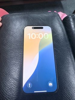 Black iPhone 15