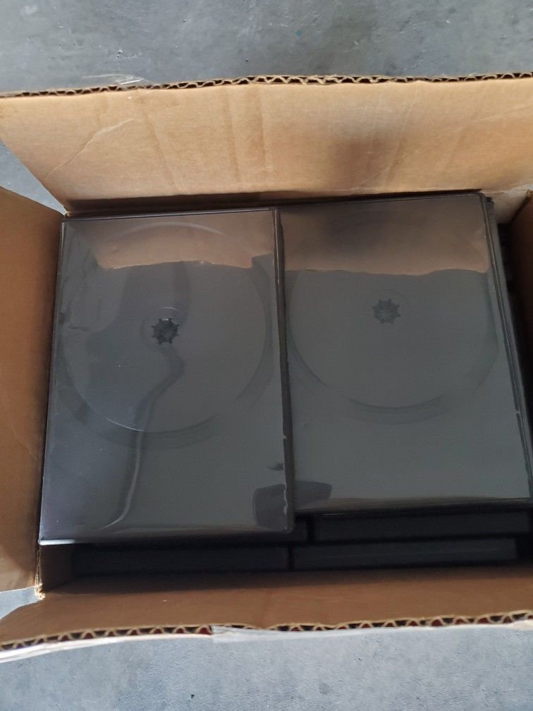 30 Brand New Black DVD Cases Single And Double And Triple Cases All For $30