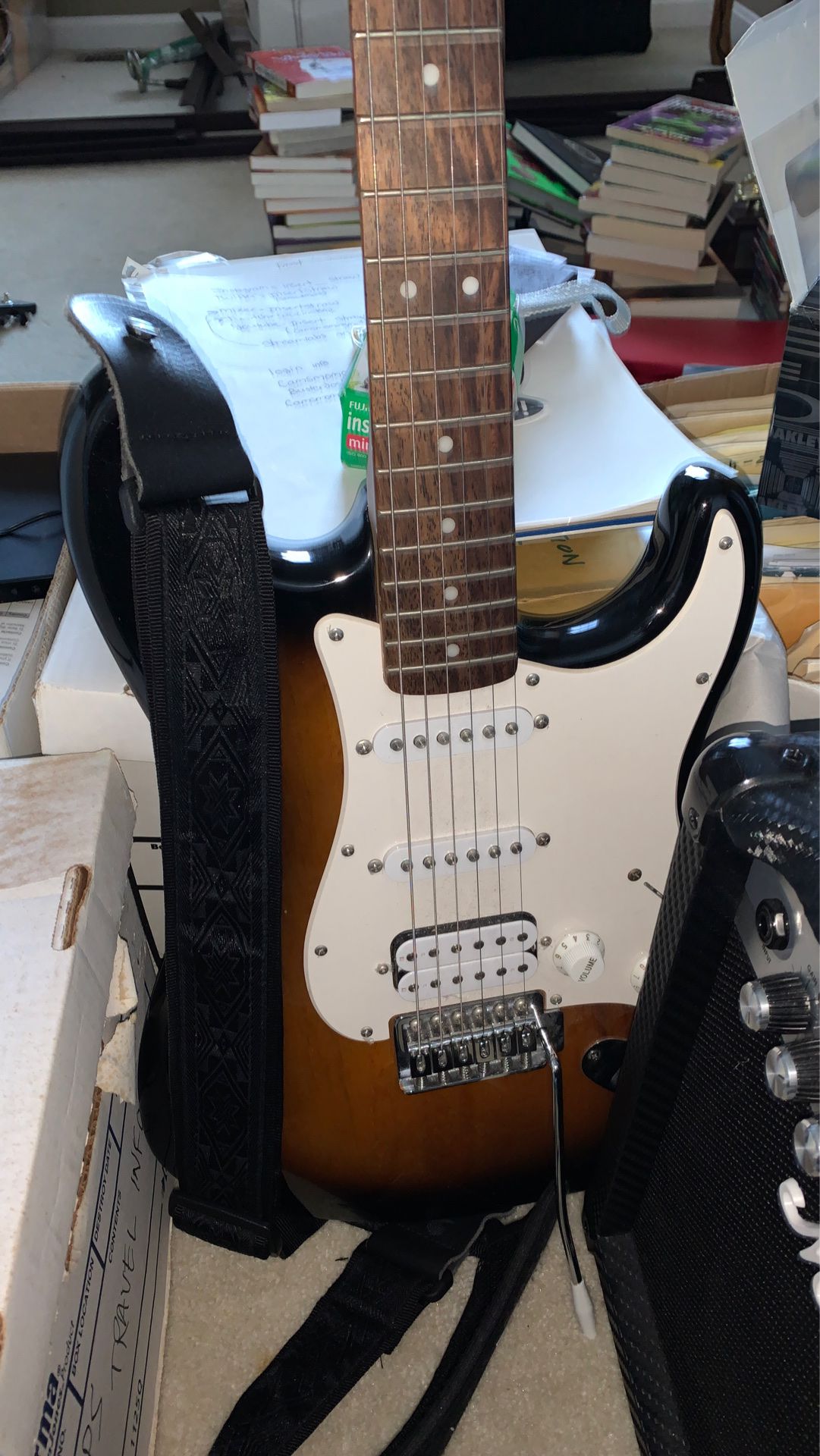 Squire stratacast guitar (fender) and amp