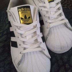Adidas Superstar