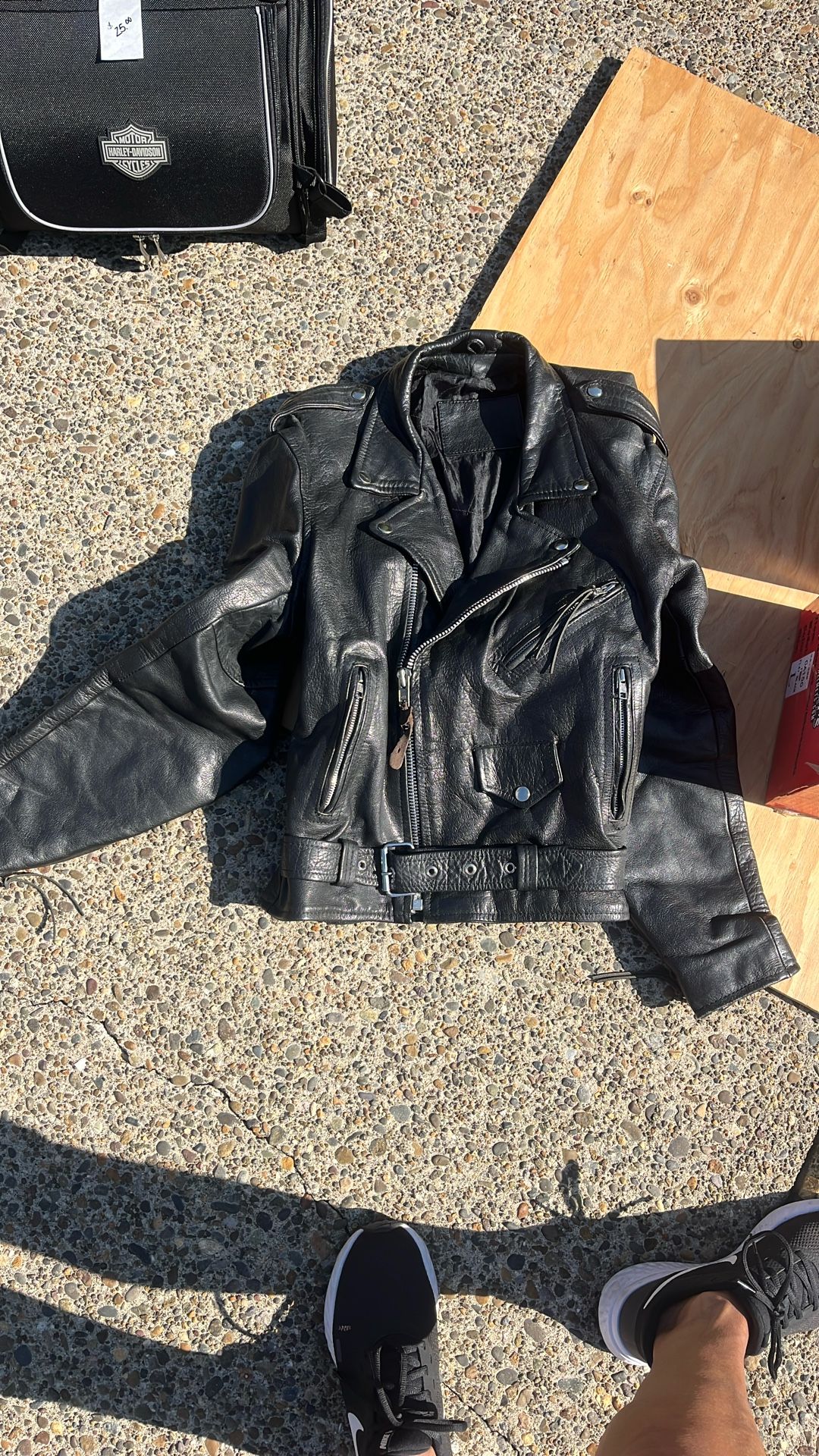 Men’s leather coat