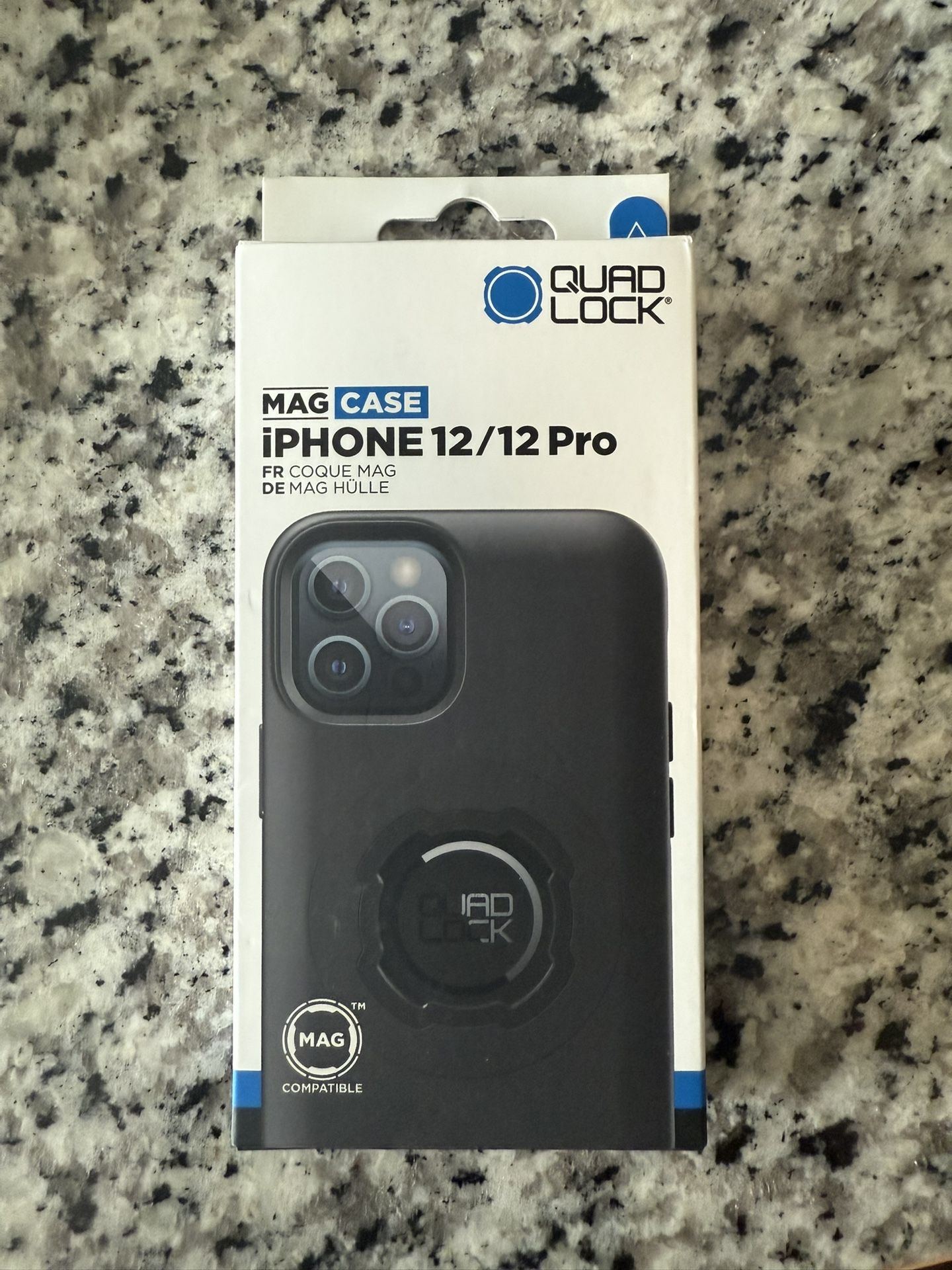 QuadLock iPhone 12/12 Pro Mag Case