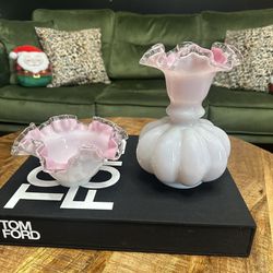 Vintage Fenton Milk Glass Pink Interior Beaded Vase & Bowl❤️ Ruffle Ribbon Edge  No Chips/No Cracks  Vase has green floral foam on the bottom  Vase: 8