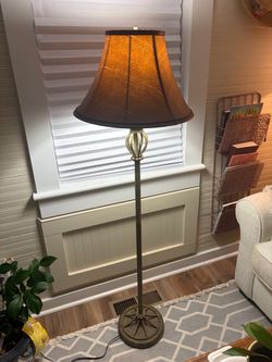 Floor lamp